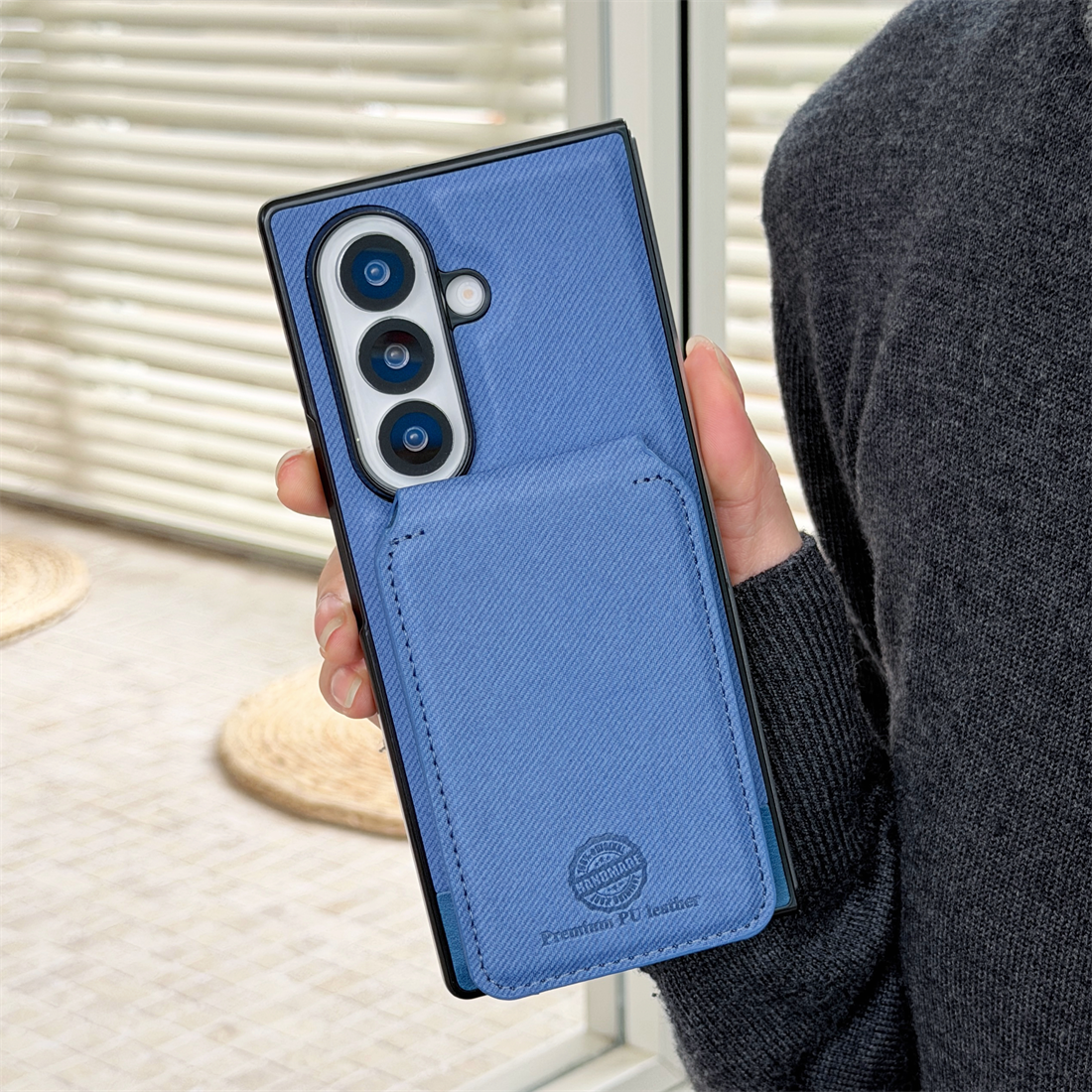 Phone Accessories Hippers - 2 in 1 Magnetic Leather Wallet