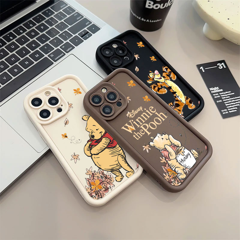 Autumn Winnie The Pooh Leaves  - Phone Accessories List บทวิจารณ์และราคา