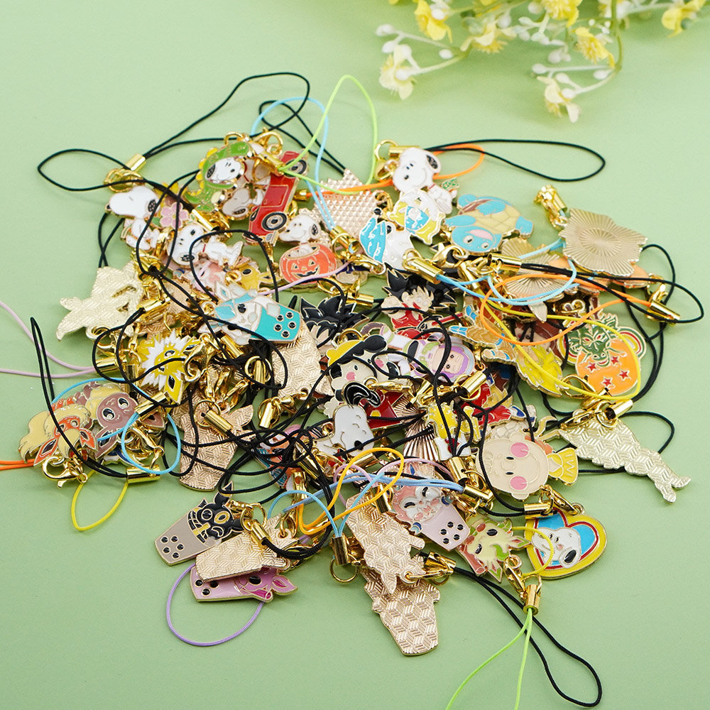 Random Mixed Cartoon Anime Pho - Phone Accessories Wholesale In China บทวิจารณ์และราคา